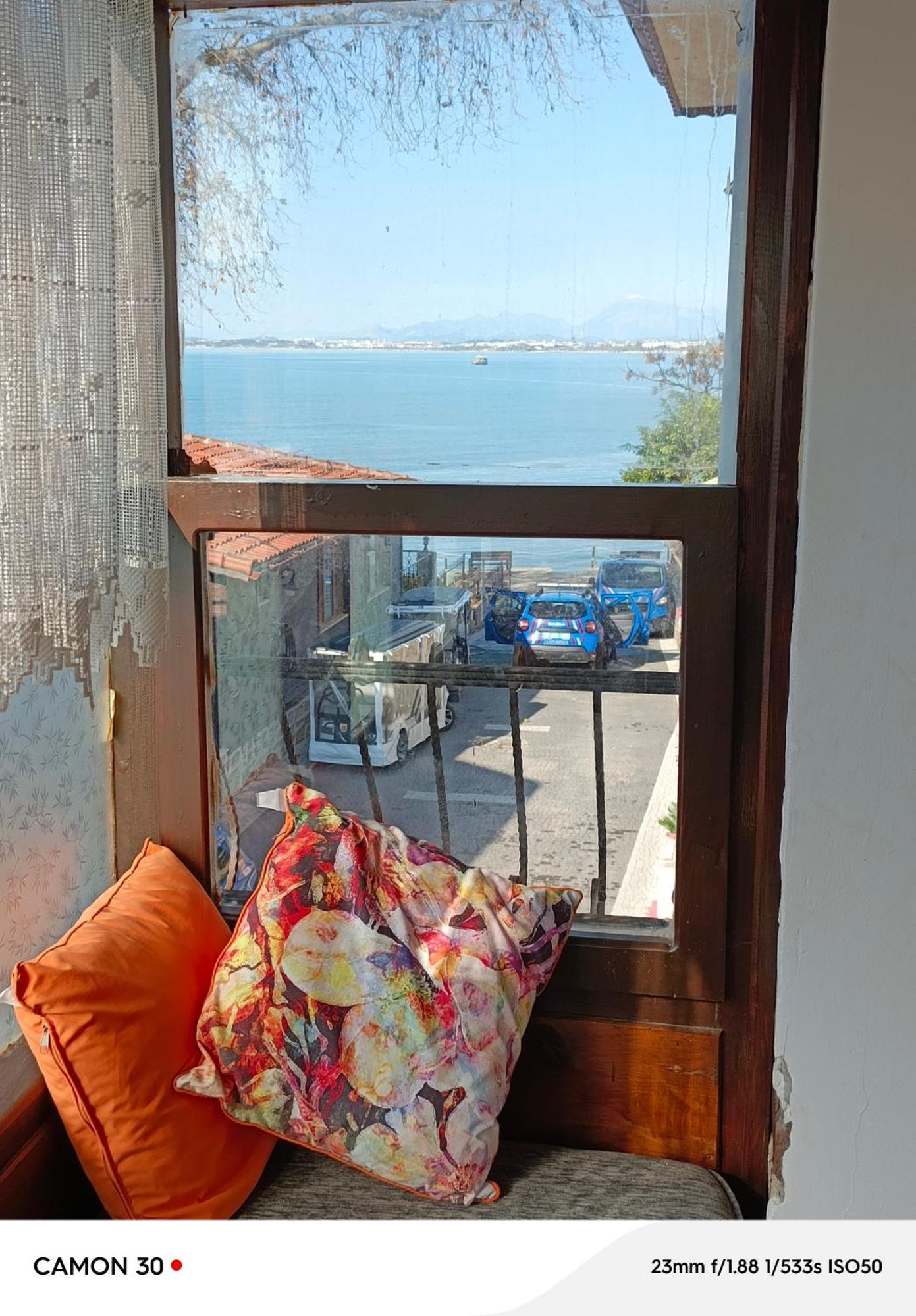 Beach House Apartment Side Bagian luar foto